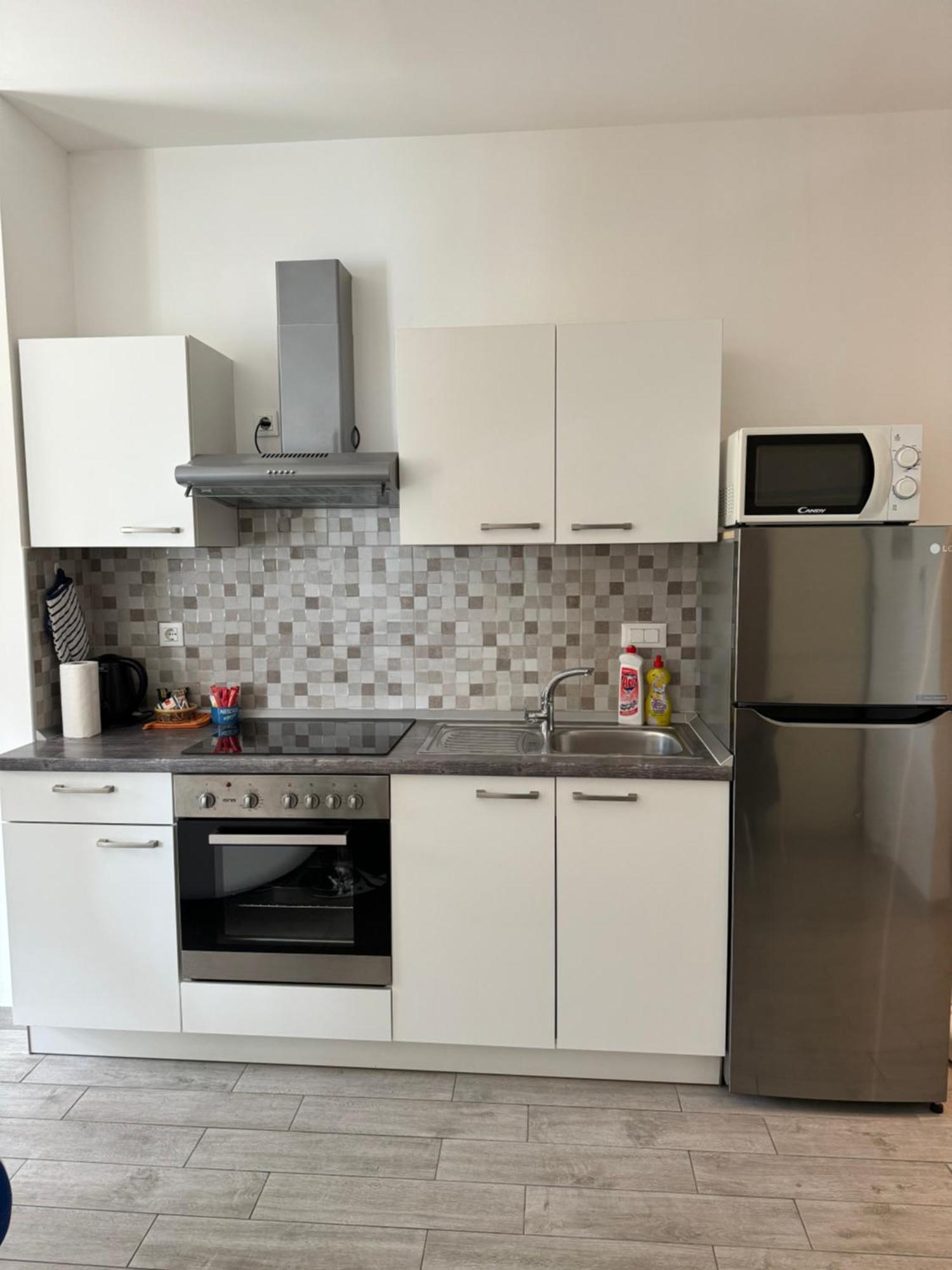 Oki Apartment Градац Екстериор снимка